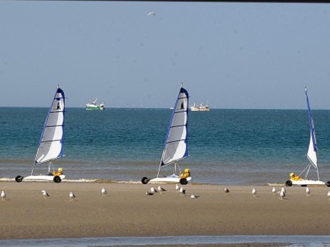 Appartement A Quelques Pas De La Mer Et Du Centre Merlimont Luaran gambar